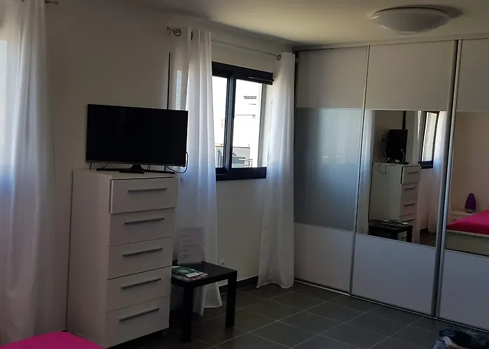 Cosy Adults Only Agde