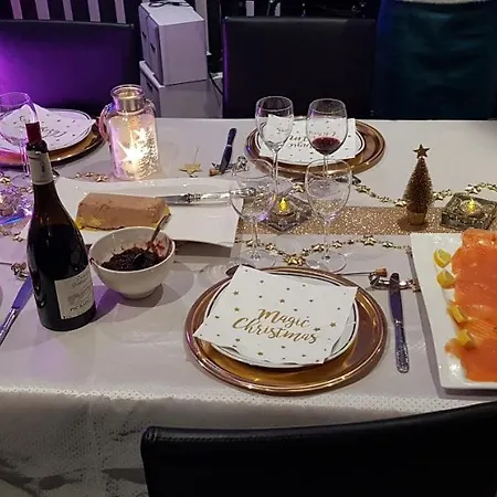 Cosy Adults Only Couette-café 4*