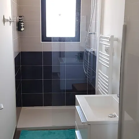 Cosy Adults Only Bed and breakfast Agde