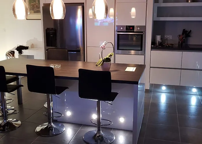 Cosy Adults Only Bed & Breakfast 4*